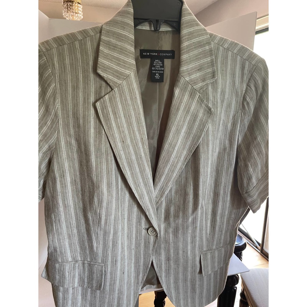 New York & Co Short Sleeve Jacket Striped Size XL